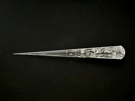 5 - 7 cm Crystal Disintegrator with inclusions